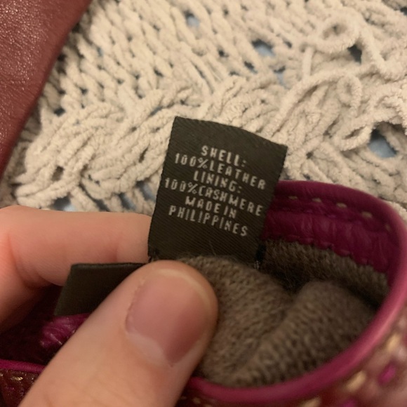 Coach Leather Gloves - Picture 6 of 8